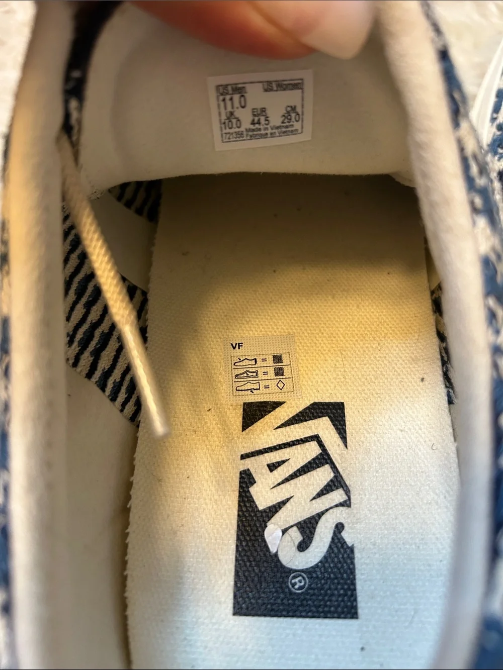 Vans knit upper